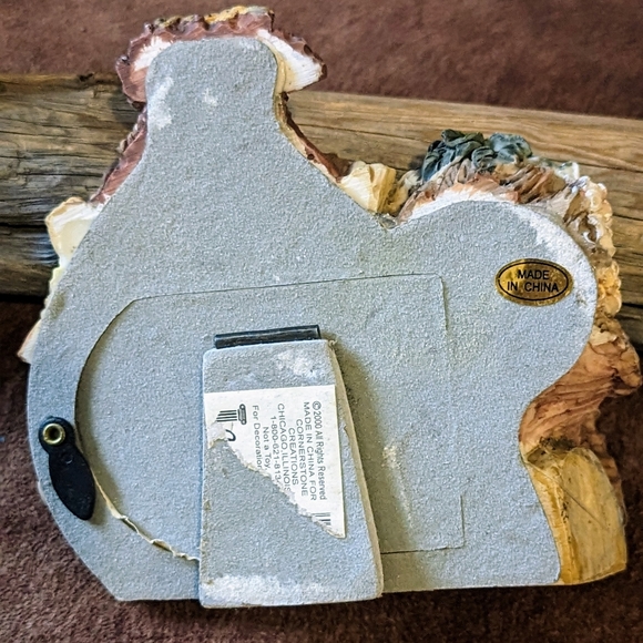 The Unique Collection Resin Victorian Miniature Picture Frame - Picture 9 of 12